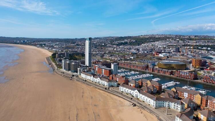 Seaview Boutique One-Bedroom Apt Swansea Exterior photo